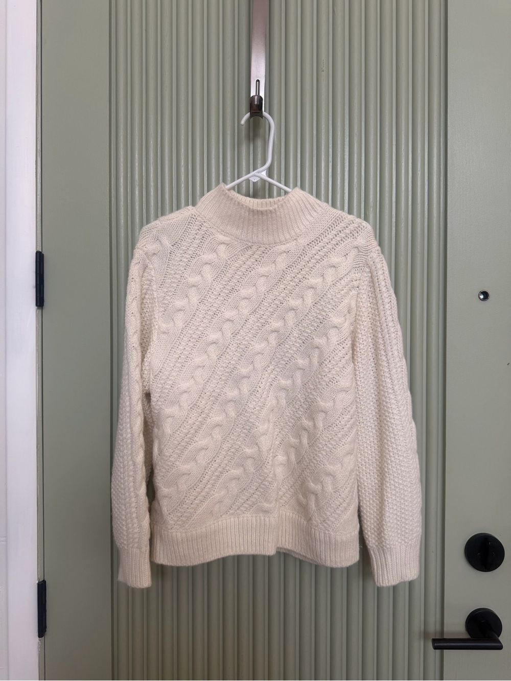 Halogen Cream Cable Knit Turtleneck Sweater